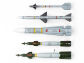 Odtworzenia zmodernizowanych pocisków AIM-9L/M, AIM-7F oraz AIM-54C, wraz z bombami kierowanymi GBU-12 i GBU-16.